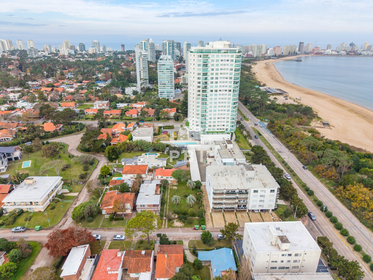 Casa en Playa Mansa, propiedad 272205 -Imagen 8