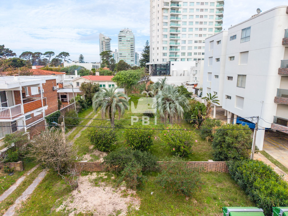 Casa en Playa Mansa, propiedad 272205 -Imagen 9