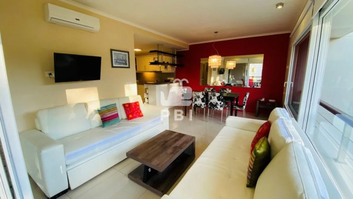 Apartamento en Solanas, propiedad 61981 -Imagen 2