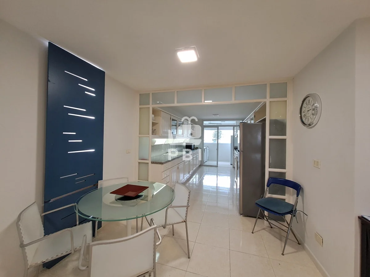 Apartamento en Playa Mansa, propiedad 62621 -Imagen 11