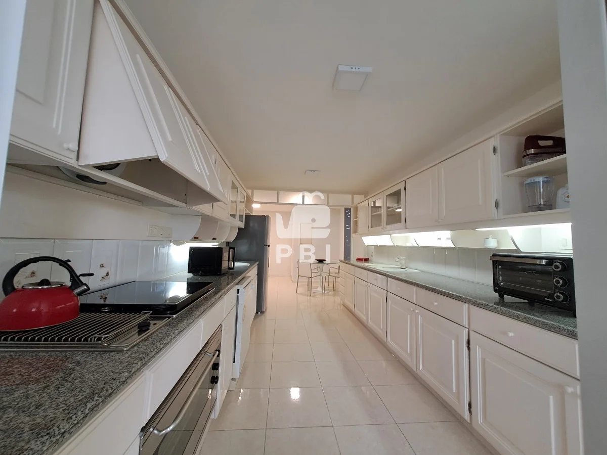 Apartamento en Playa Mansa, propiedad 62621 -Imagen 9