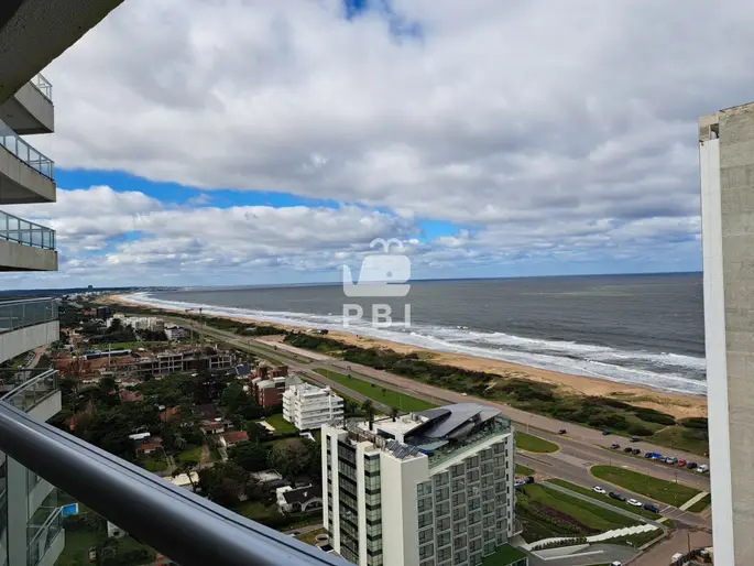 Apartamento 3 dormitorios en Playa Brava, Punta del Este. - Look Brava - Ref : PBI13623