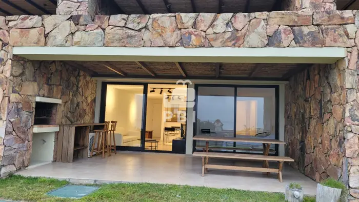 Apartamento en Lomo De La Ballena  1 dormitorio -  Quartier Punta Ballena - Ref : PBI293