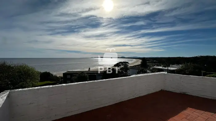 Casa 3 dormitorios en Punta Ballena  - Ref : PBI15268