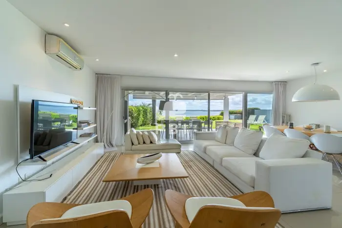 Apartamento en venta Lomo De La Ballena 3 dormitorios - Bahía de la Ballena - Ref : PBI151