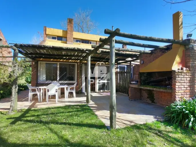 Casa en alquiler Camino Lussich 2 dormitorios - Ref : PBI1706