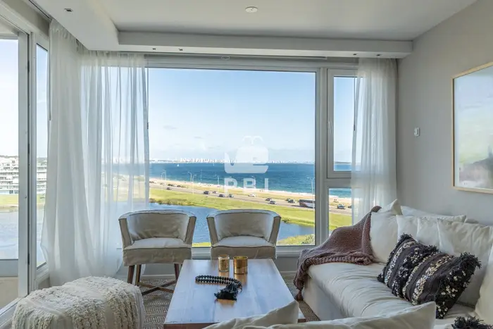 Apartamento frente a la Laguna del Diario, Punta Del Este -  Poseidón Torre Mar  - Ref : PBI13319