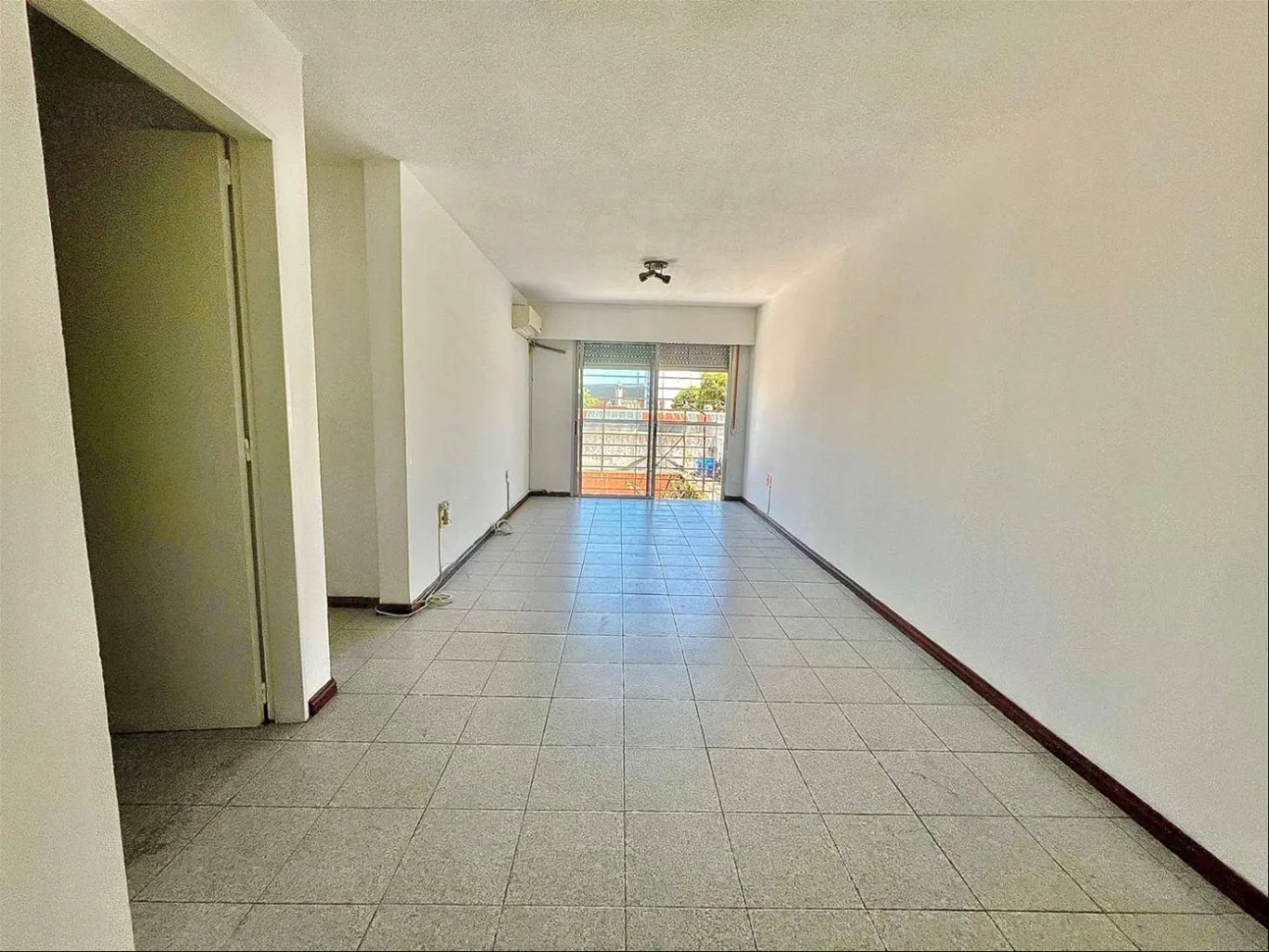 Apartamento en Tres Cruces, propiedad 299997 -Imagen 1