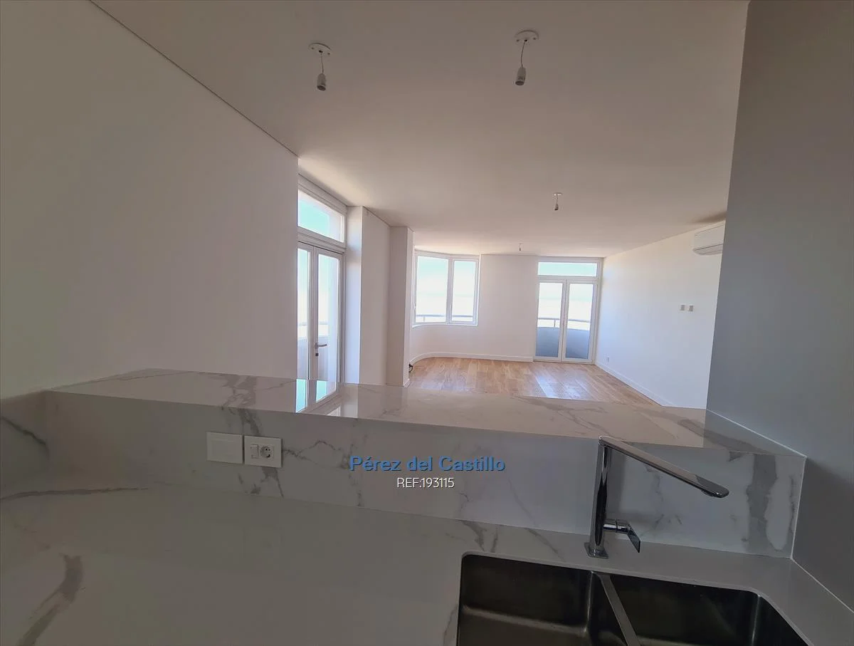 Apartamento en Carrasco, propiedad 285853 -Imagen 2