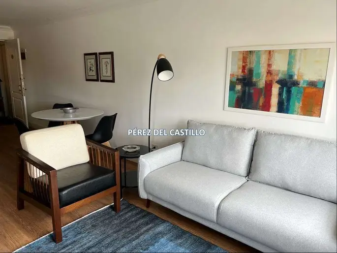 Alquiler Apartamento Carrasco 1 Dormitorio 1 Baño Garaje