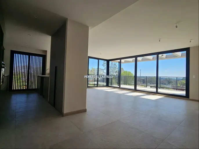 Venta Apartamento Carrasco 3 Dormitorios 2 Baños
