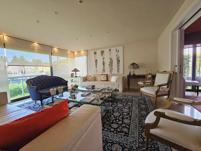 Venta o Alquiler Apartamento Carrasco 3 Dormitorios 4 Baños Garaje