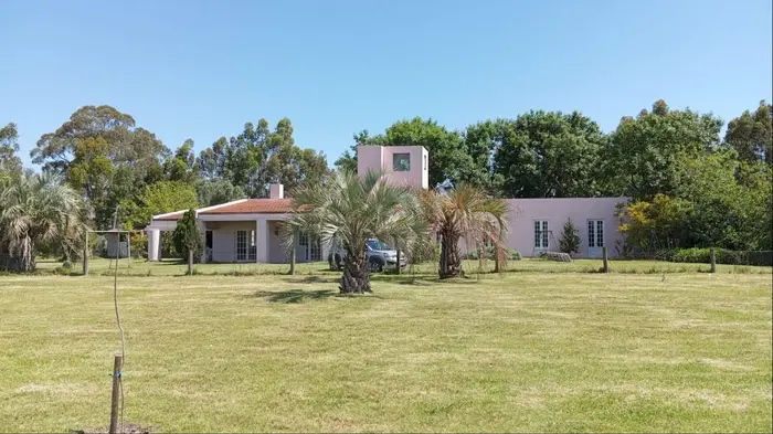 Venta Casa La Tahona 4 Dormitorios terreno  3000 metros cuadrados