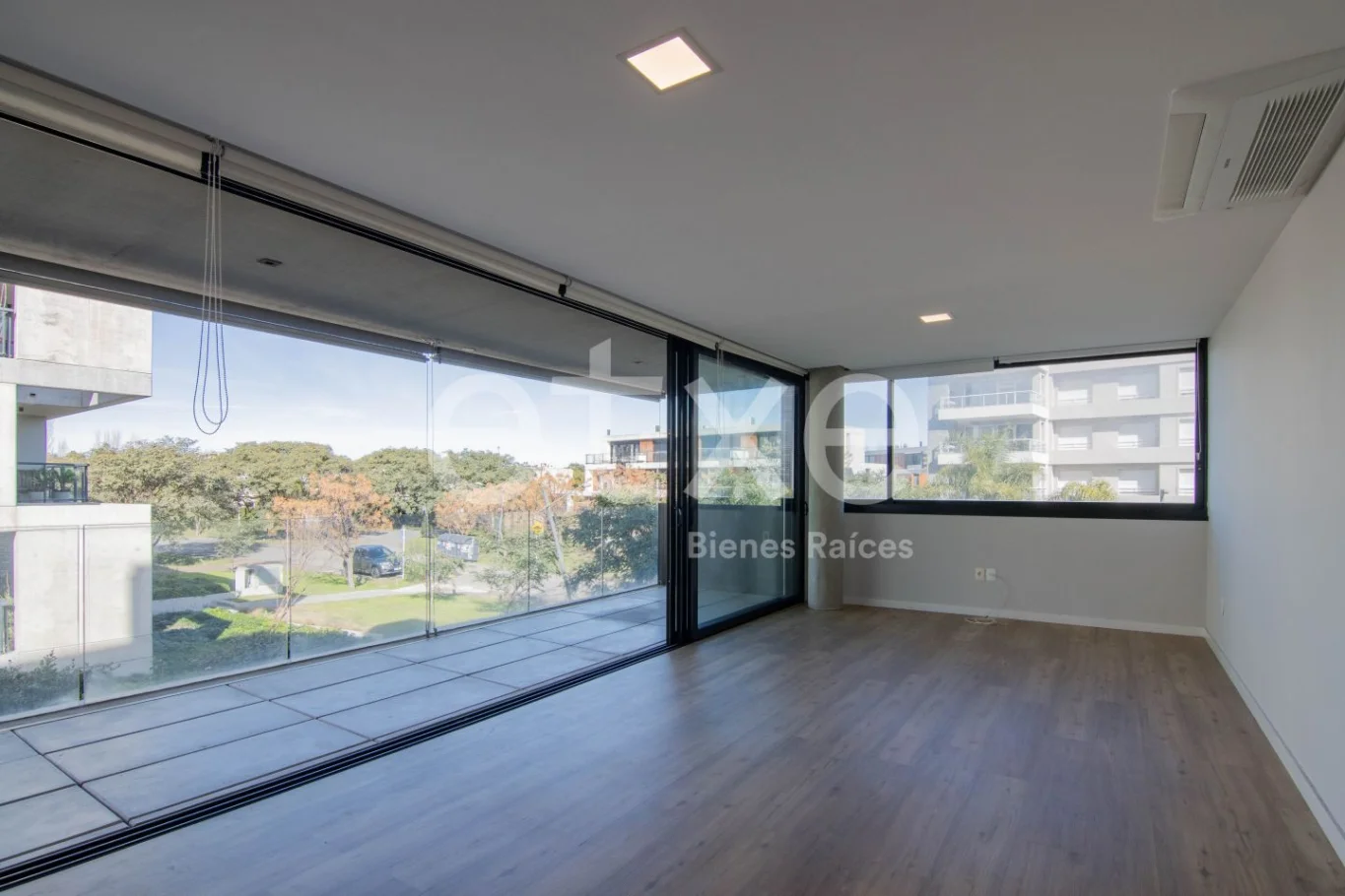 Apartamento en Carrasco, propiedad 283357 -Imagen 2