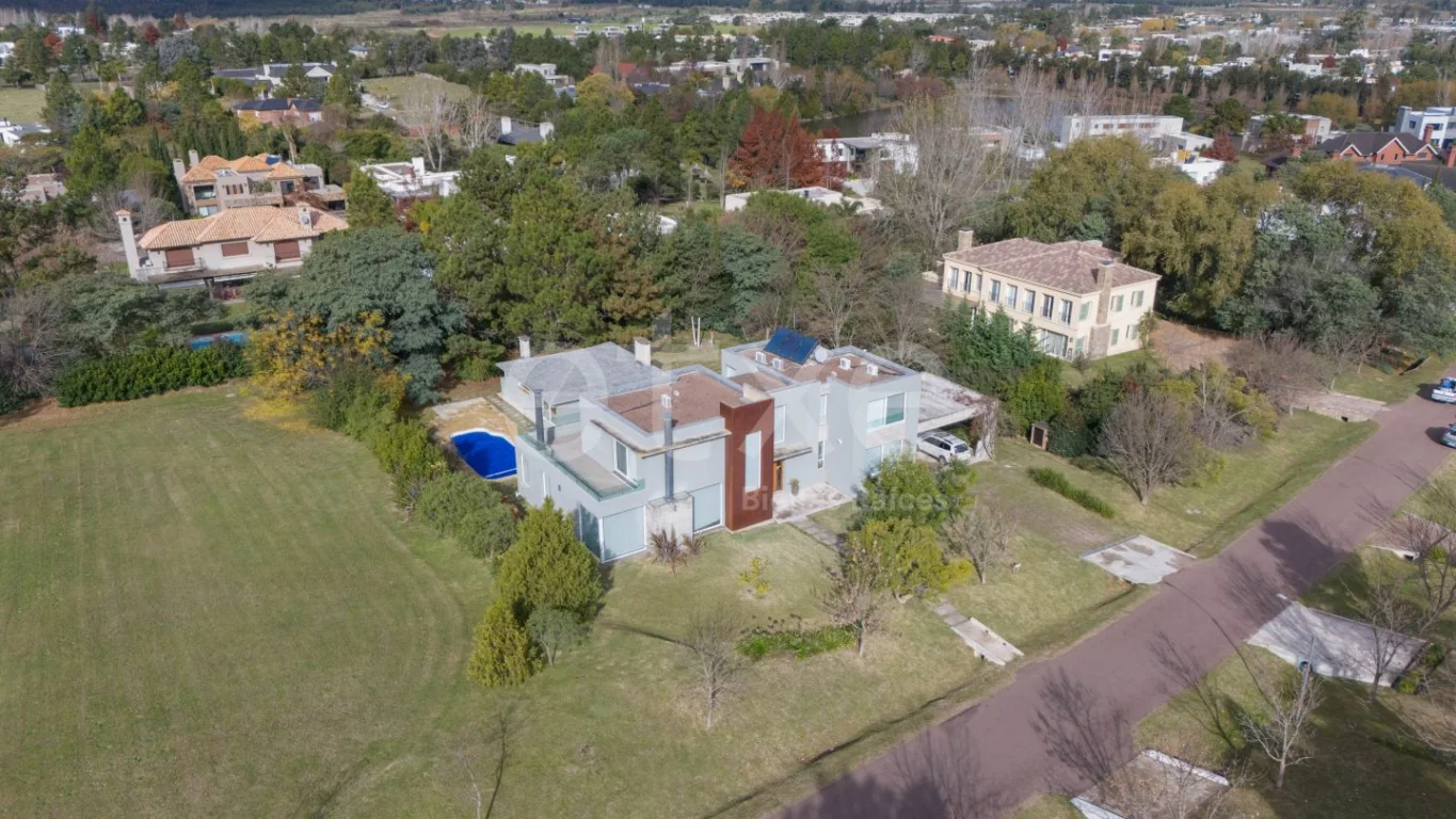 Casa en Barrios Privados, propiedad 284299 -Imagen 1