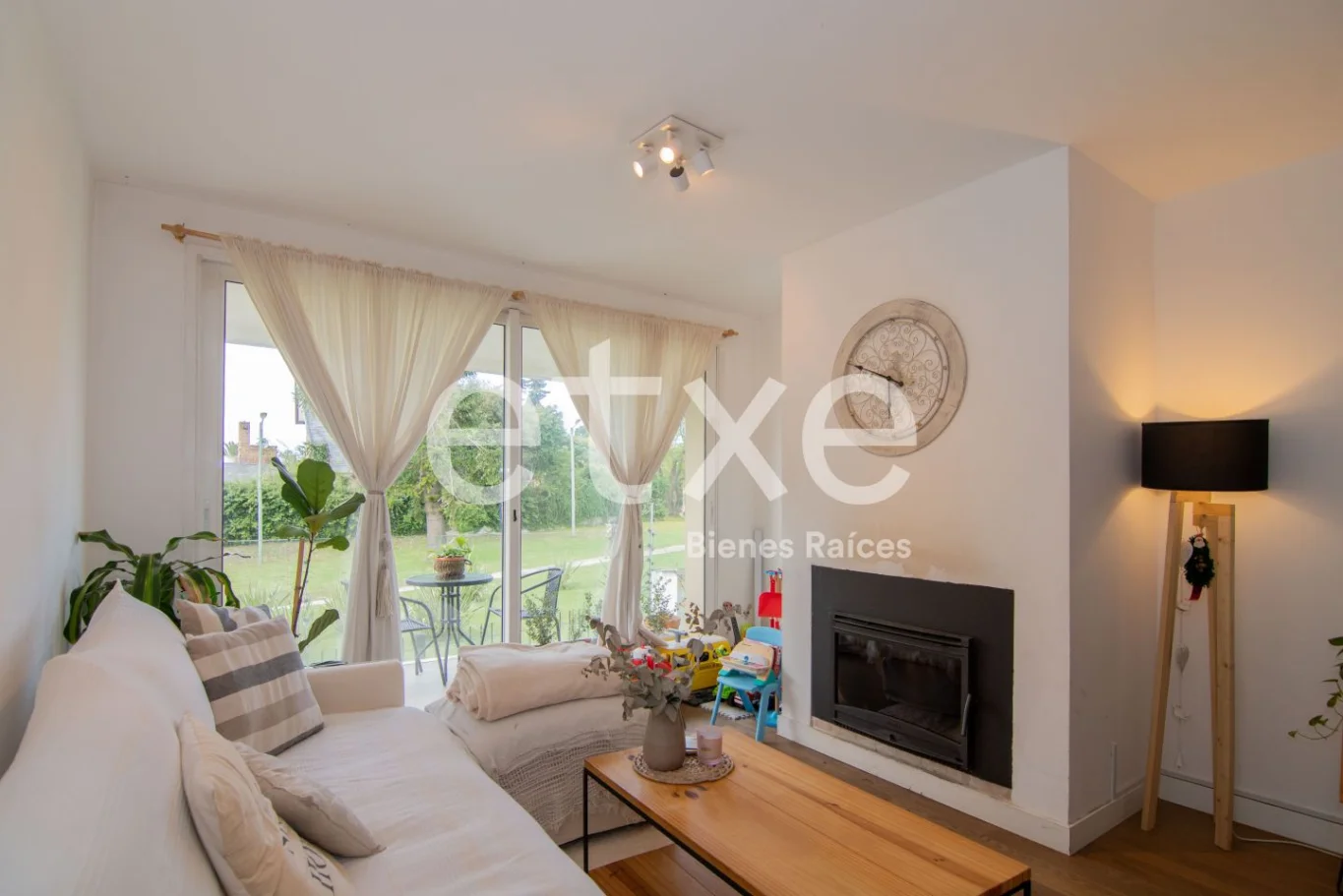 Apartamento en Carrasco, propiedad 300327 -Imagen 2
