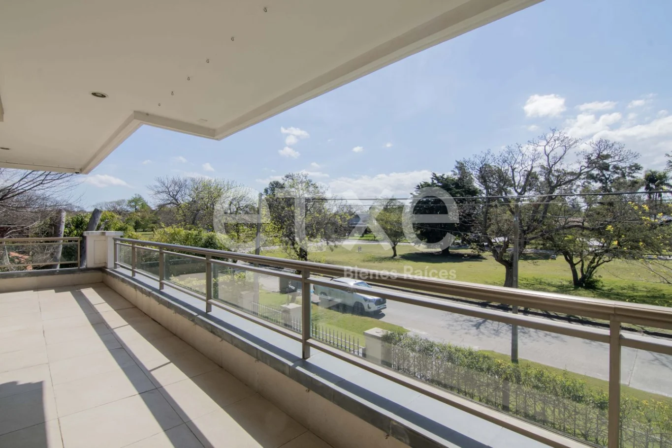 Apartamento en Carrasco, propiedad 300602 -Imagen 2