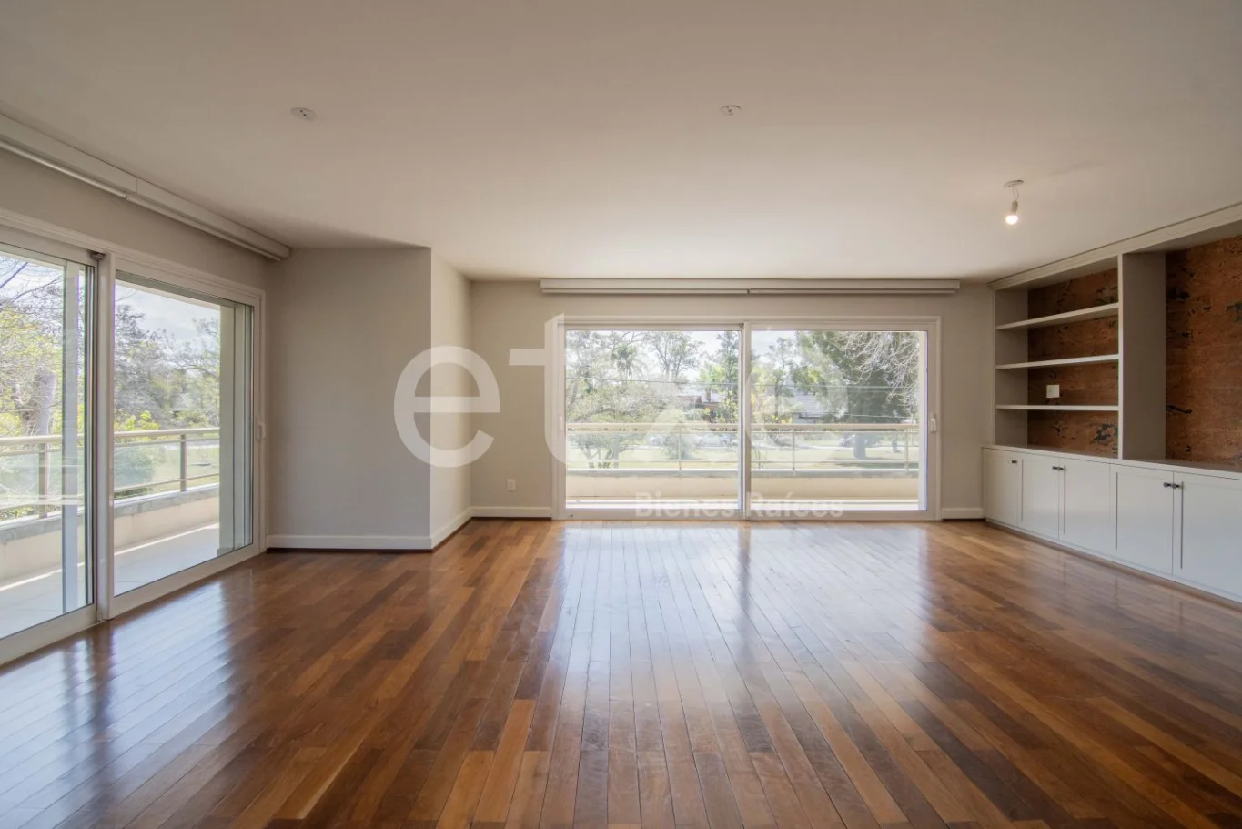Apartamento en Carrasco, propiedad 300602 -Imagen 4