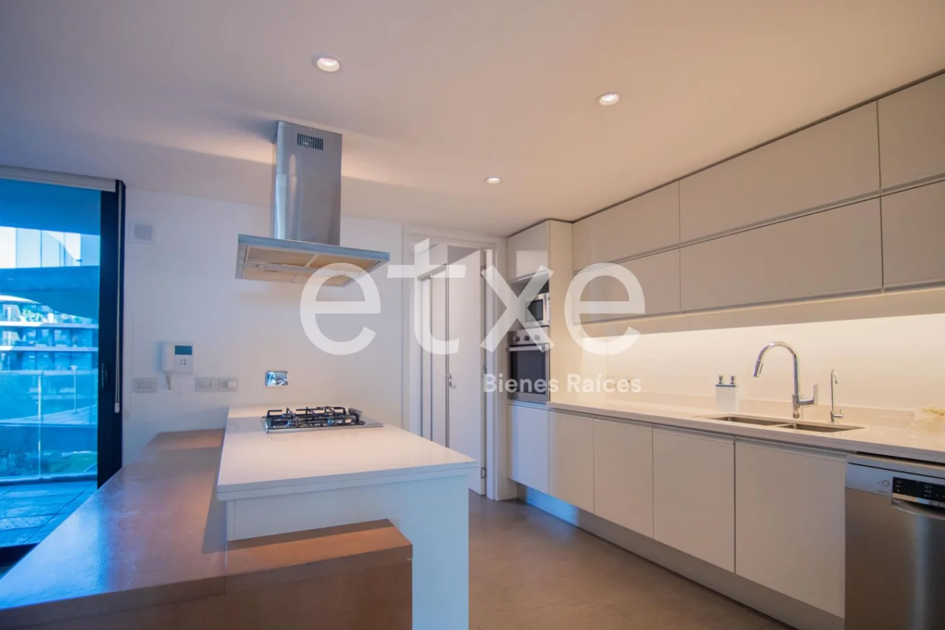 Apartamento en Puerto del Buceo, propiedad 302304 -Imagen 21