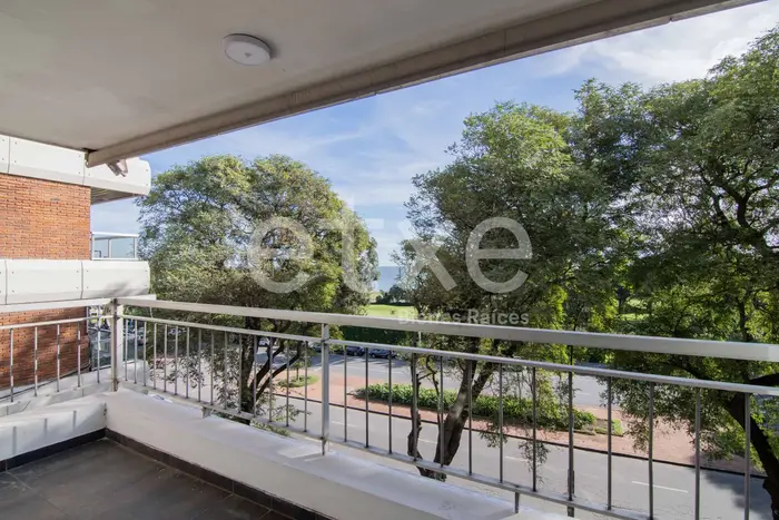 Venta y Alquiler de Apartamento frente al Golf