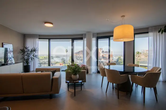 Cosmos Apartamento en Venta 3 Dormitorios WTC