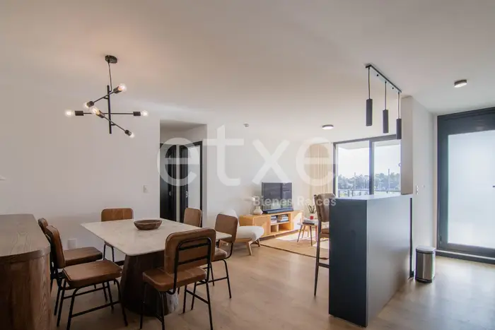 Apartamento en Alquiler 2 Dormitorios en Grou Bosque