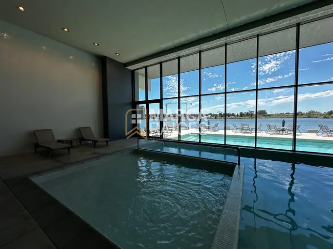 Venta Villa Casa De 3 Pisos Con 3 Dormitorios En Carrasco Boating En Construcción Lagos de Carrasco Canelones