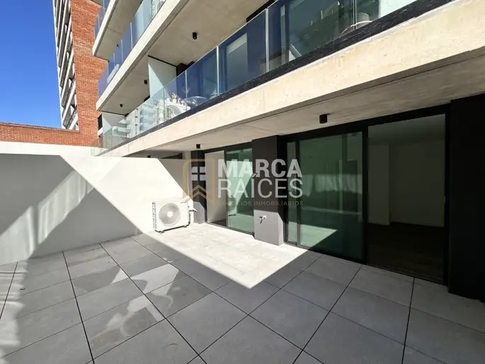 Venta Apartamento 1 Dormitorio a estrenar con patio en Punta Carretas Montevideo
