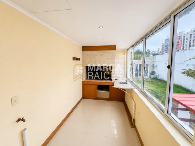 Alquiler Casa Pocitos 3 dormitorios 3 baños Terraza con parrillero Ideal Vivienda o Empresa Pocitos Montevideo
