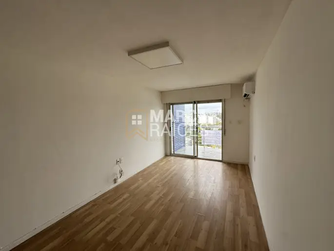 Alquiler Apartamento 2 Dormitorios 2 baños Garage comodo fijo Pocitos Montevideo