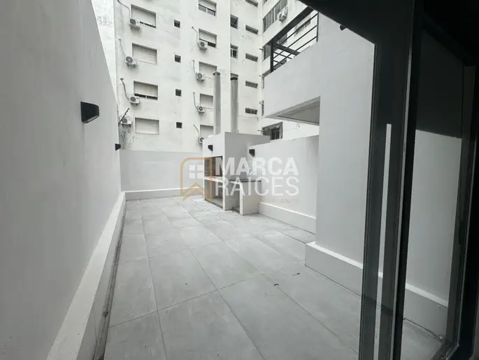 Venta 1 Dormitorio patio Pocitos Montevideo