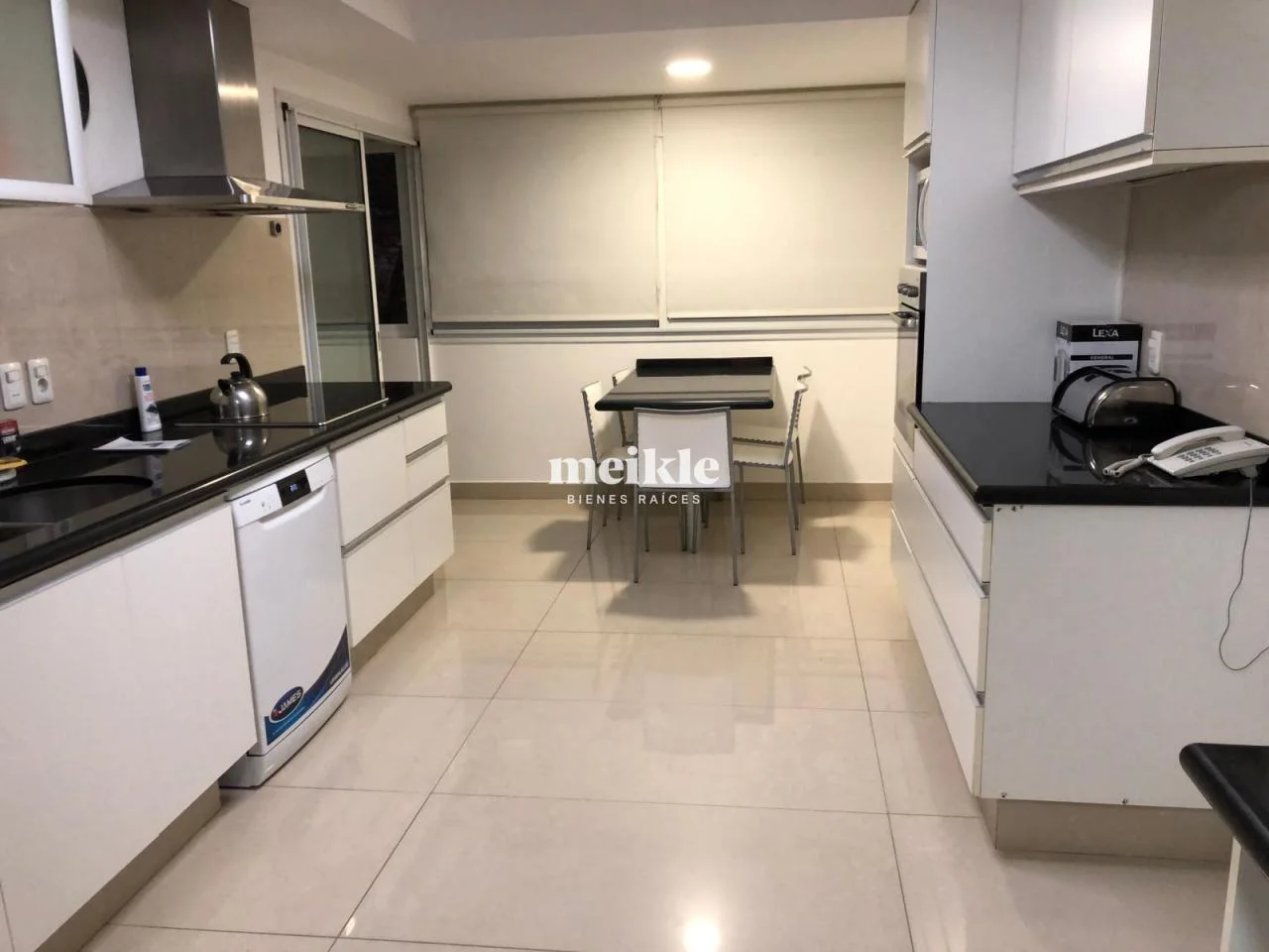 Apartamento en La Caleta, propiedad 112635 -Imagen 5
