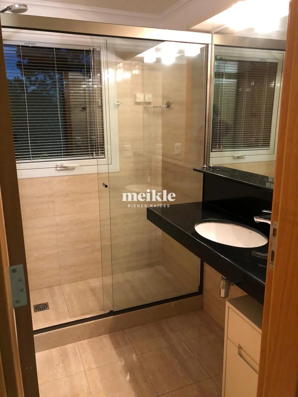 Apartamento en La Caleta, propiedad 112635 -Imagen 9