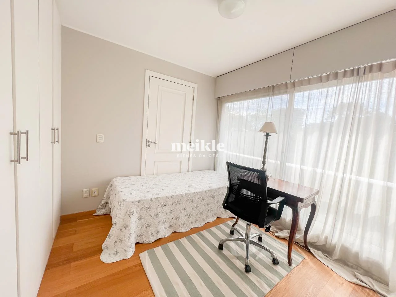 Apartamento en La Caleta, propiedad 126958 -Imagen 10