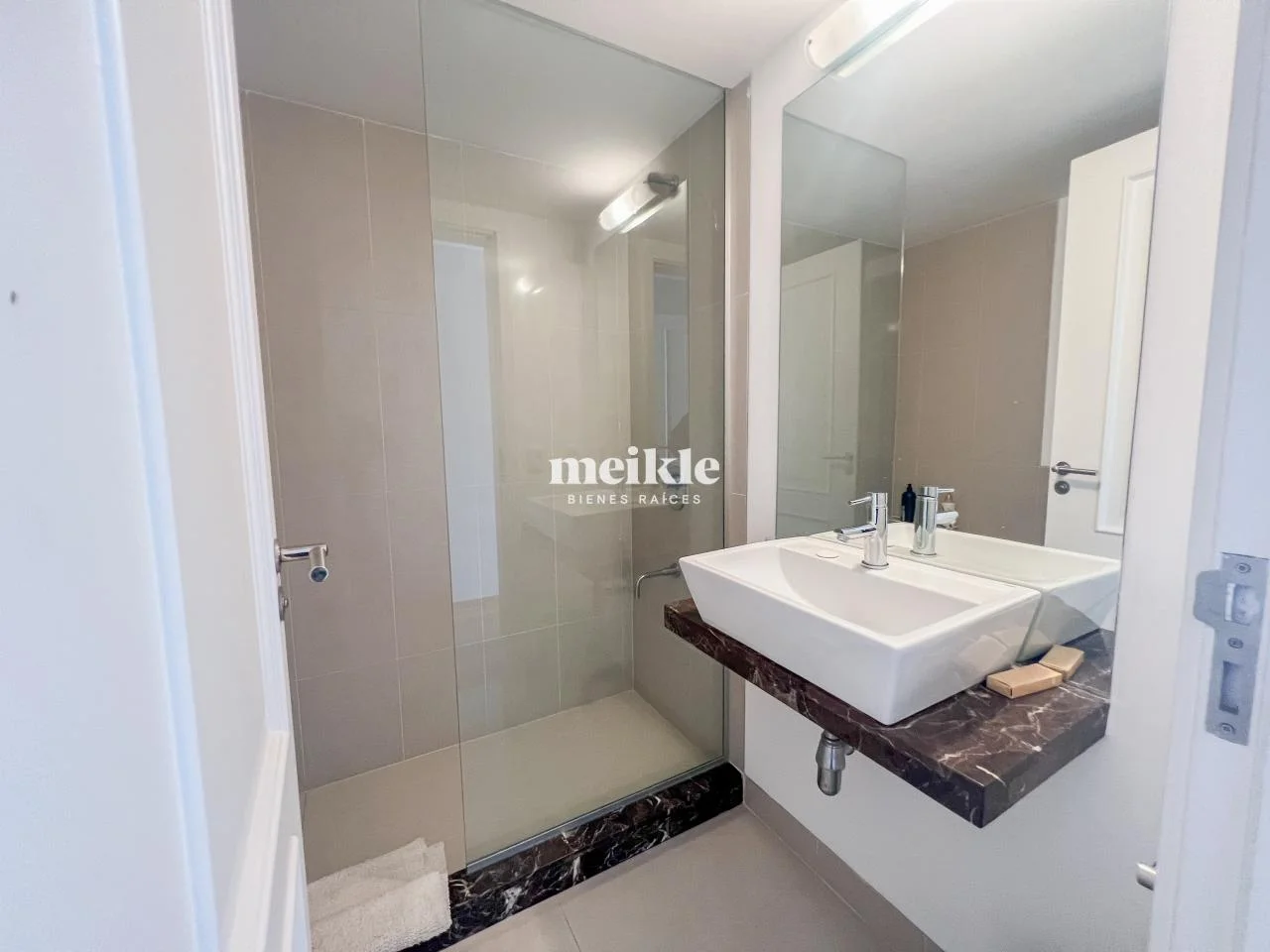 Apartamento en La Caleta, propiedad 126958 -Imagen 11