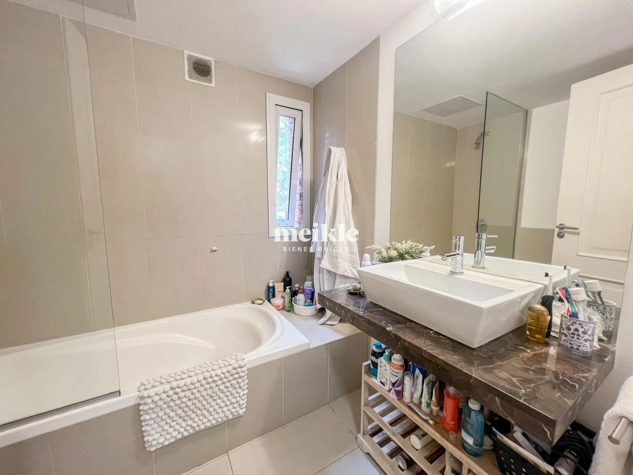 Apartamento en La Caleta, propiedad 126958 -Imagen 17
