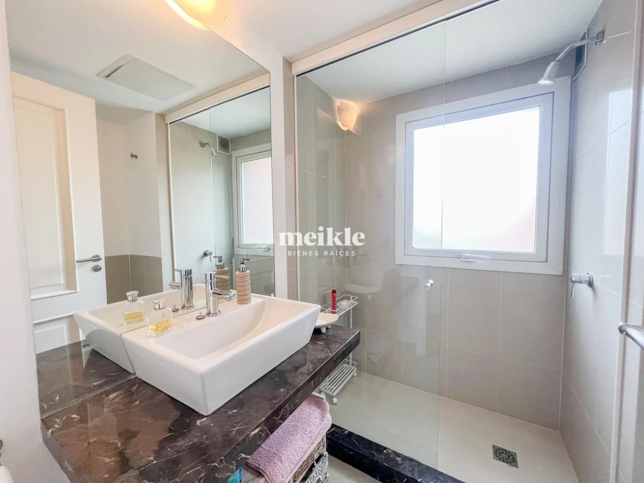 Apartamento en La Caleta, propiedad 126958 -Imagen 20