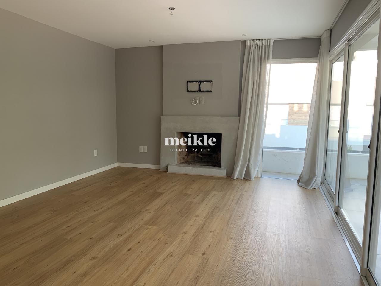 Apartamento en La Caleta, propiedad 272925 -Imagen 2