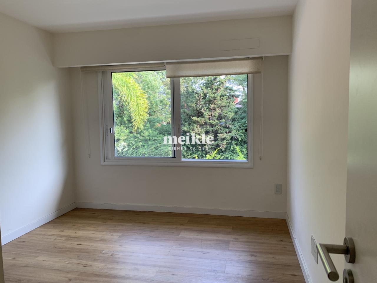 Apartamento en La Caleta, propiedad 272925 -Imagen 9