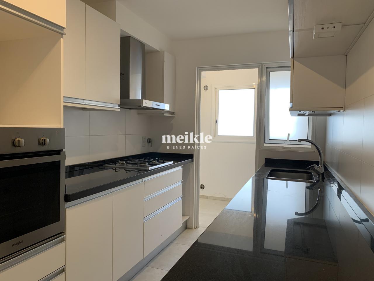 Apartamento en La Caleta, propiedad 272925 -Imagen 7