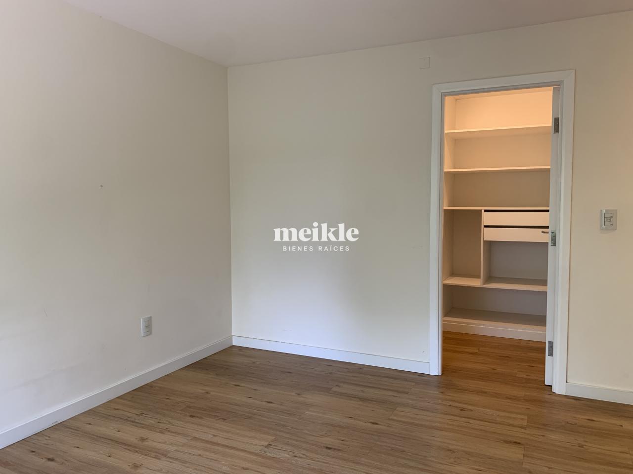 Apartamento en La Caleta, propiedad 272925 -Imagen 17