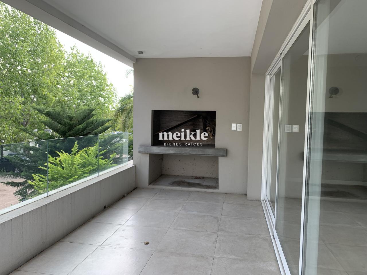 Apartamento en La Caleta, propiedad 272925 -Imagen 3