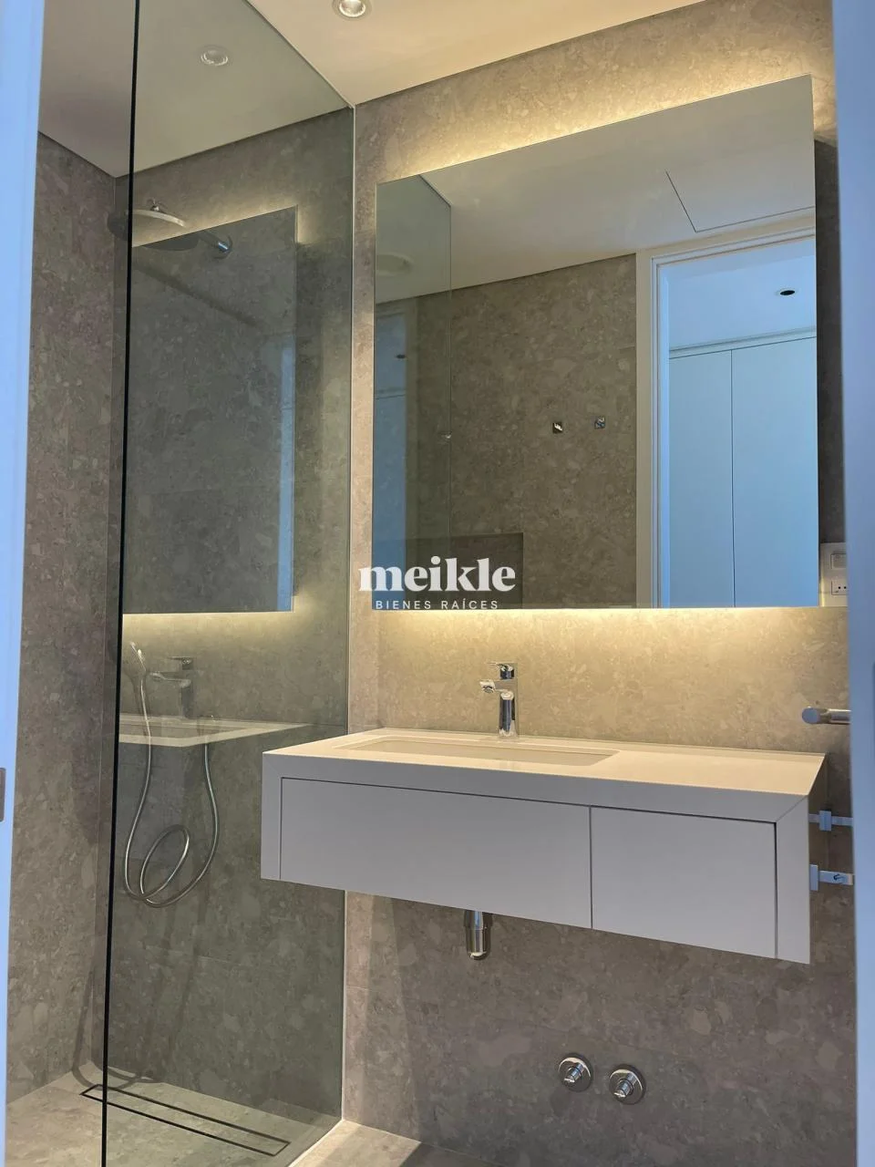 Apartamento en La Caleta, propiedad 95126 -Imagen 11