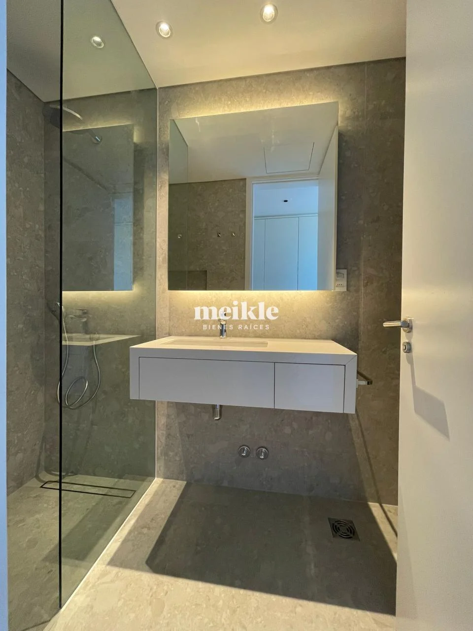 Apartamento en La Caleta, propiedad 95126 -Imagen 12