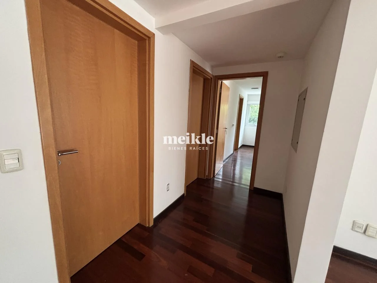 Apartamento en La Caleta, propiedad 95131 -Imagen 2