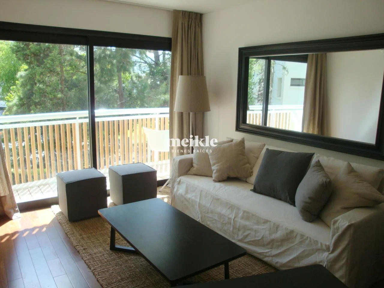 Apartamento en La Caleta, propiedad 95204 -Imagen 2