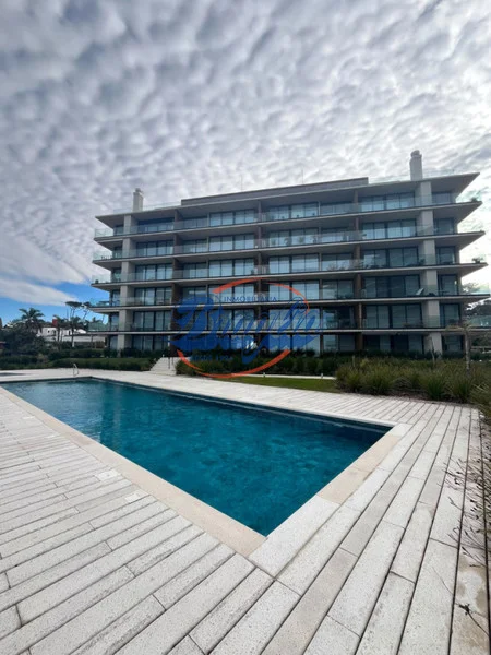 Apartamento en Pinares, propiedad 283888 -Imagen 1