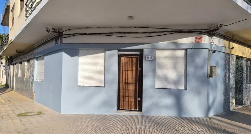 Local en Jacinto Vera, propiedad 296139 -Imagen 2