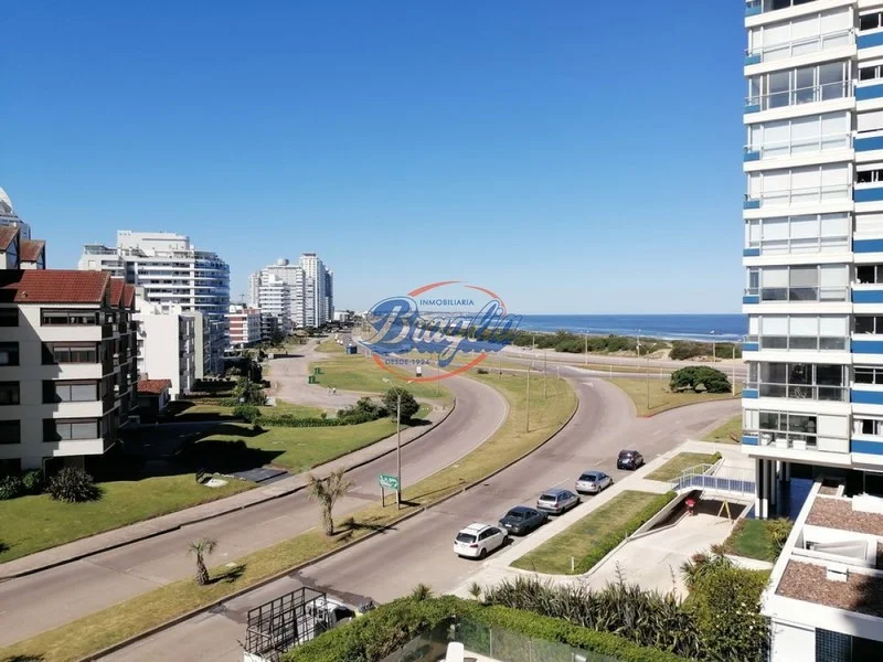 Apartamento en La Brava, propiedad 98336 -Imagen 1