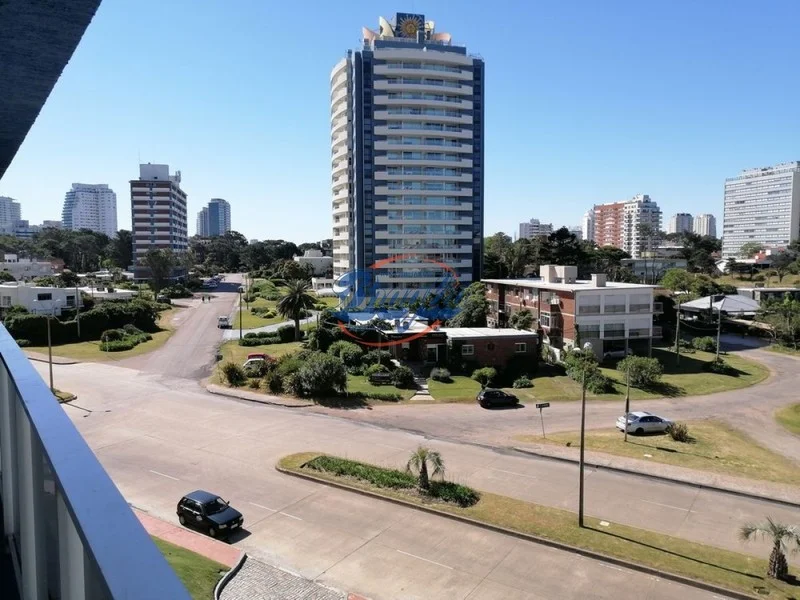 Apartamento en La Brava, propiedad 98336 -Imagen 2